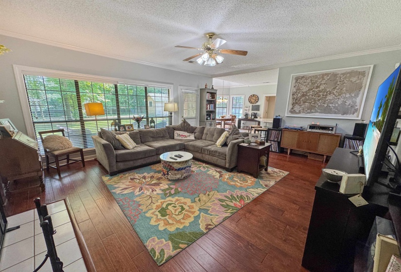 7733 SUNNY TRAIL DR, Bartlett, Tennessee 38135, 4 Bedrooms Bedrooms, 9 Rooms Rooms,2.1 BathroomsBathrooms,Residential,For Sale,SUNNY TRAIL,10221771