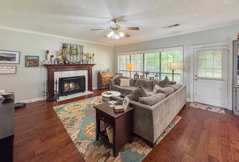 7733 SUNNY TRAIL DR, Bartlett, Tennessee 38135, 4 Bedrooms Bedrooms, 9 Rooms Rooms,2.1 BathroomsBathrooms,Residential,For Sale,SUNNY TRAIL,10221771
