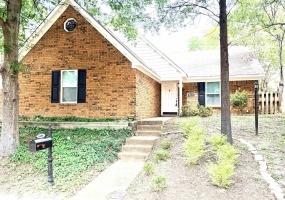 8406 HONEY DR, Memphis, Tennessee 38016, 3 Bedrooms Bedrooms, 6 Rooms Rooms,2 BathroomsBathrooms,Residential,For Sale,HONEY,10221779 8406 HONEY DR, Memphis, Tennessee 38016, 3 Bedrooms Bedrooms, 6 Rooms Rooms,2 BathroomsBathrooms,Residential,For Sale,HONEY,10221779