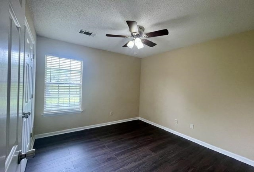 75 OAK CREST DR, Oakland, Tennessee 38060, 3 Bedrooms Bedrooms, 5 Rooms Rooms,2 BathroomsBathrooms,Residential,For Sale,OAK CREST,10221785