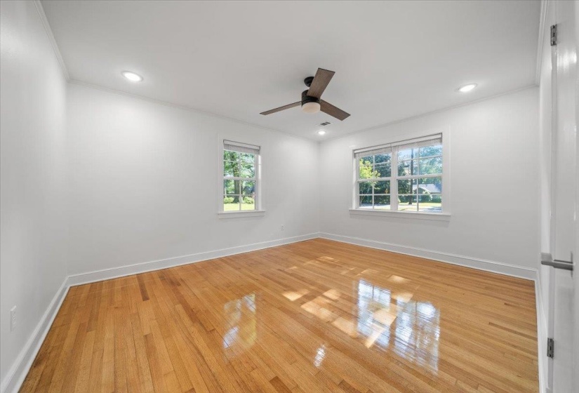 386 ERWIN DR, Memphis, Tennessee 38117, 4 Bedroom Bedrooms, 3 Room Rooms,3 BathroomBathrooms,Residential,For Sale,ERWIN,0,10221791