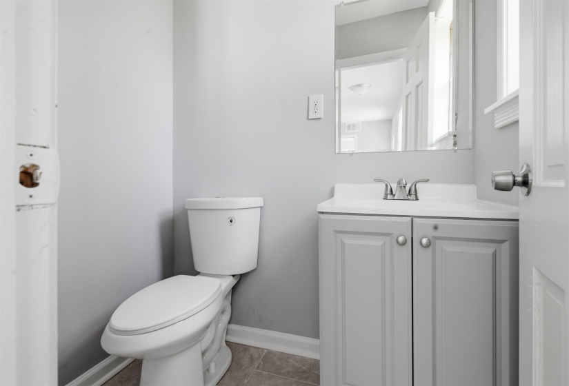 5504 ELMHURST RD, Memphis, Tennessee 38115, 3 Bedroom Bedrooms, 8 Room Rooms,2.1 BathroomBathrooms,Residential,For Sale,ELMHURST,0,10221810