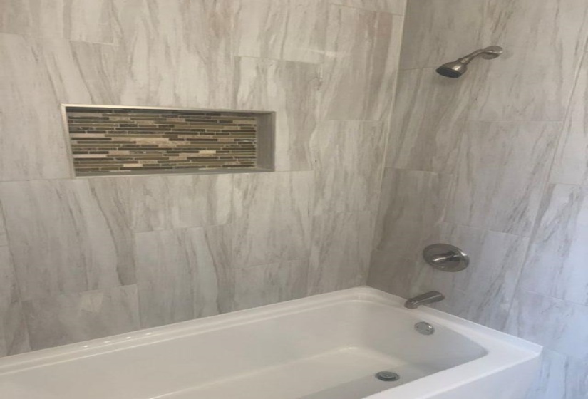 5504 ELMHURST RD, Memphis, Tennessee 38115, 3 Bedroom Bedrooms, 8 Room Rooms,2.1 BathroomBathrooms,Residential,For Sale,ELMHURST,0,10221810