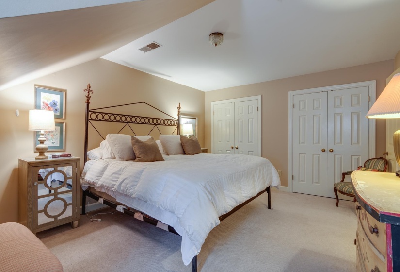575 CLUB WALK LN, Memphis, Tennessee 38111, 3 Bedroom Bedrooms, 8 Room Rooms,2.1 BathroomBathrooms,Residential,For Sale,CLUB WALK,0,10221541