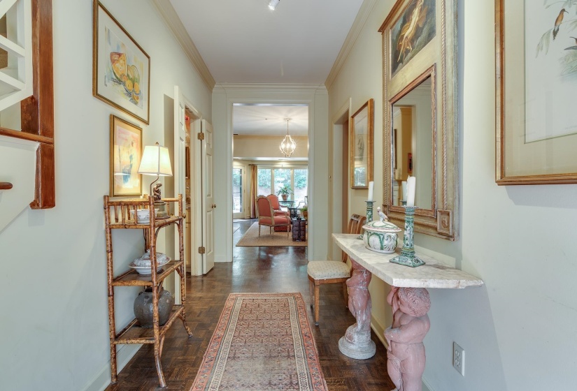 575 CLUB WALK LN, Memphis, Tennessee 38111, 3 Bedroom Bedrooms, 8 Room Rooms,2.1 BathroomBathrooms,Residential,For Sale,CLUB WALK,0,10221541