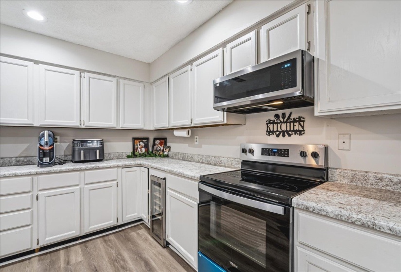 6758 WILLOW WAY LN, Memphis, Tennessee 38141, 3 Bedroom Bedrooms, 6 Room Rooms,2 BathroomBathrooms,Residential,For Sale,WILLOW WAY,0,10221811
