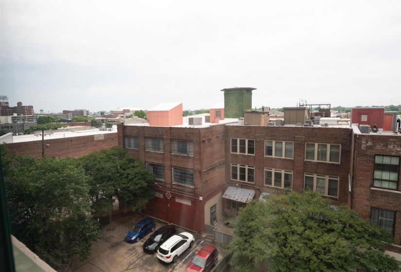 408 FRONT ST, Memphis, Tennessee 38103, 1 Bedroom Bedrooms, 3 Room Rooms,1 BathroomBathrooms,Residential,For Sale,FRONT,0,10221812