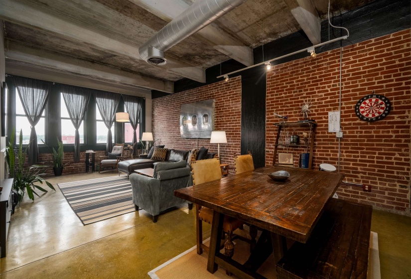 408 FRONT ST, Memphis, Tennessee 38103, 1 Bedroom Bedrooms, 3 Room Rooms,1 BathroomBathrooms,Residential,For Sale,FRONT,0,10221812