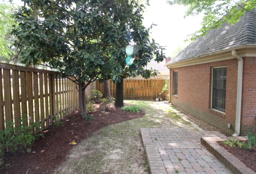 3284 GALLERY DR, Memphis, Tennessee 38125, 3 Bedroom Bedrooms, 7 Room Rooms,3.1 BathroomBathrooms,Residential,For Sale,GALLERY,0,10221820