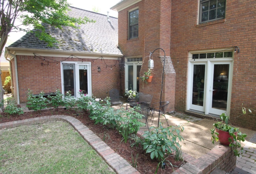 3284 GALLERY DR, Memphis, Tennessee 38125, 3 Bedroom Bedrooms, 7 Room Rooms,3.1 BathroomBathrooms,Residential,For Sale,GALLERY,0,10221820