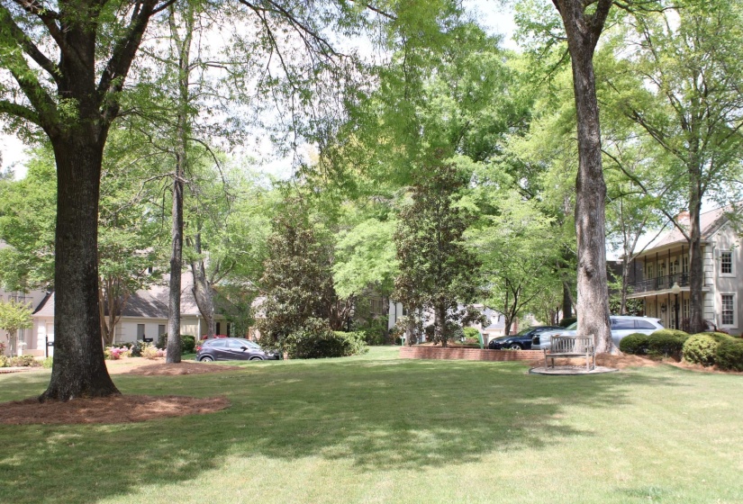 3284 GALLERY DR, Memphis, Tennessee 38125, 3 Bedroom Bedrooms, 7 Room Rooms,3.1 BathroomBathrooms,Residential,For Sale,GALLERY,0,10221820