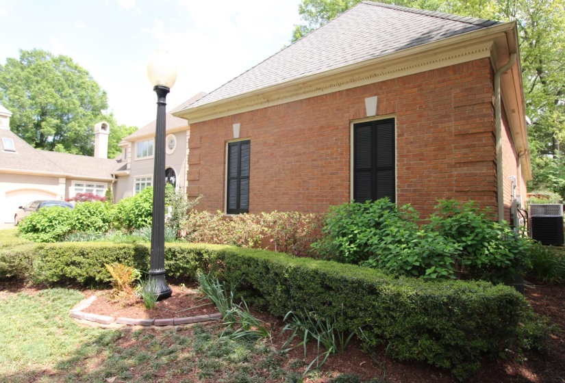3284 GALLERY DR, Memphis, Tennessee 38125, 3 Bedroom Bedrooms, 7 Room Rooms,3.1 BathroomBathrooms,Residential,For Sale,GALLERY,0,10221820