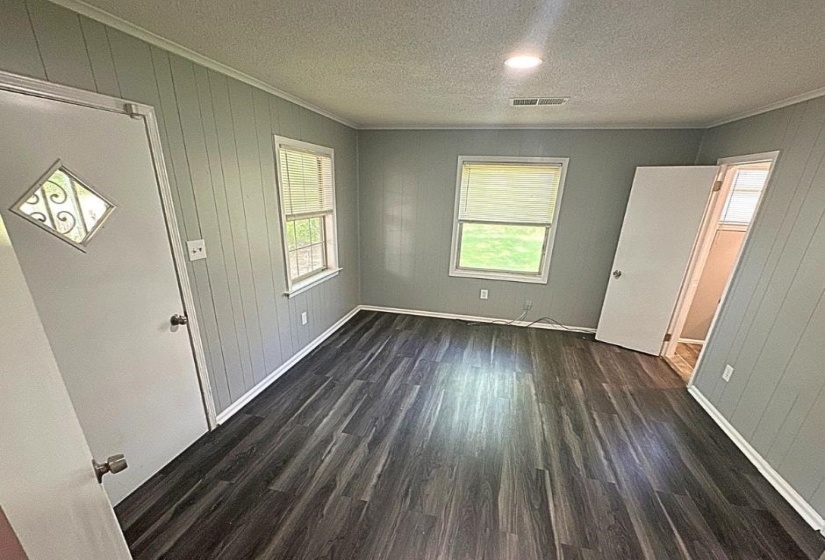 2282 DEVOY AVE, Memphis, Tennessee 38108, 3 Bedroom Bedrooms, 7 Room Rooms,2 BathroomBathrooms,Residential,For Sale,DEVOY,0,10220377