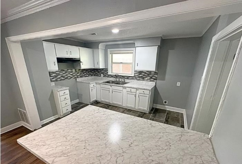 2282 DEVOY AVE, Memphis, Tennessee 38108, 3 Bedroom Bedrooms, 7 Room Rooms,2 BathroomBathrooms,Residential,For Sale,DEVOY,0,10220377
