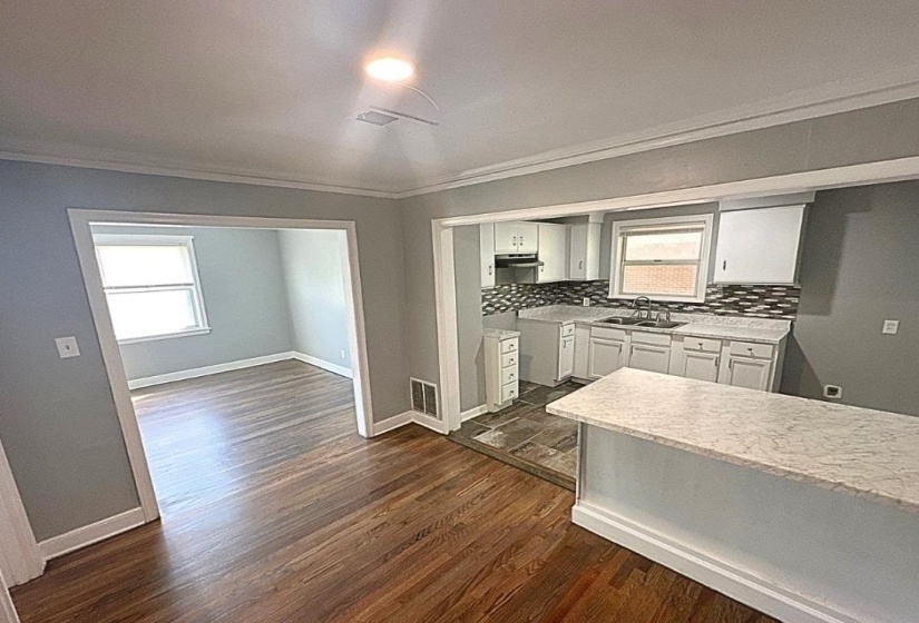 2282 DEVOY AVE, Memphis, Tennessee 38108, 3 Bedroom Bedrooms, 7 Room Rooms,2 BathroomBathrooms,Residential,For Sale,DEVOY,0,10220377