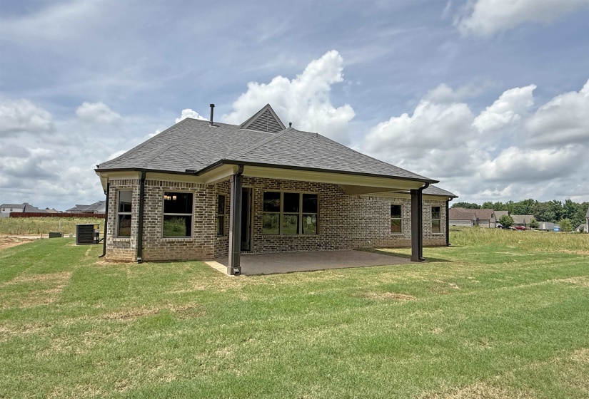 115 RIDGEFIELD DR, Oakland, Tennessee 38060, 4 Bedroom Bedrooms, 9 Room Rooms,3 BathroomBathrooms,Residential,For Sale,RIDGEFIELD,0,10221383