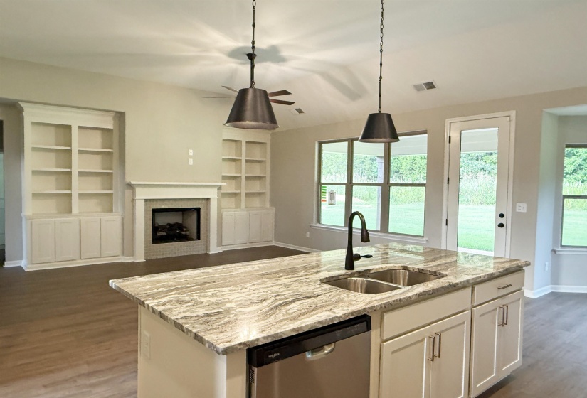 115 RIDGEFIELD DR, Oakland, Tennessee 38060, 4 Bedroom Bedrooms, 9 Room Rooms,3 BathroomBathrooms,Residential,For Sale,RIDGEFIELD,0,10221383