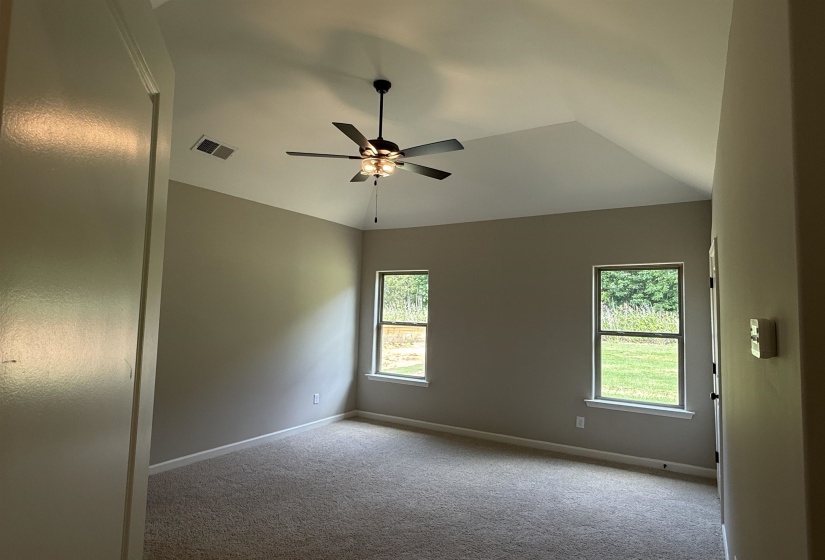 115 RIDGEFIELD DR, Oakland, Tennessee 38060, 4 Bedroom Bedrooms, 9 Room Rooms,3 BathroomBathrooms,Residential,For Sale,RIDGEFIELD,0,10221383