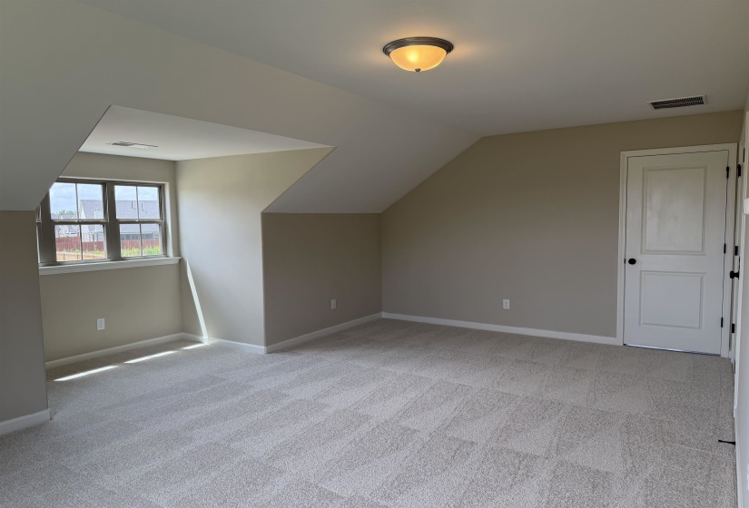 135 RIDGEFIELD DR, Oakland, Tennessee 38060, 4 Bedroom Bedrooms, 8 Room Rooms,3 BathroomBathrooms,Residential,For Sale,RIDGEFIELD,0,10221384