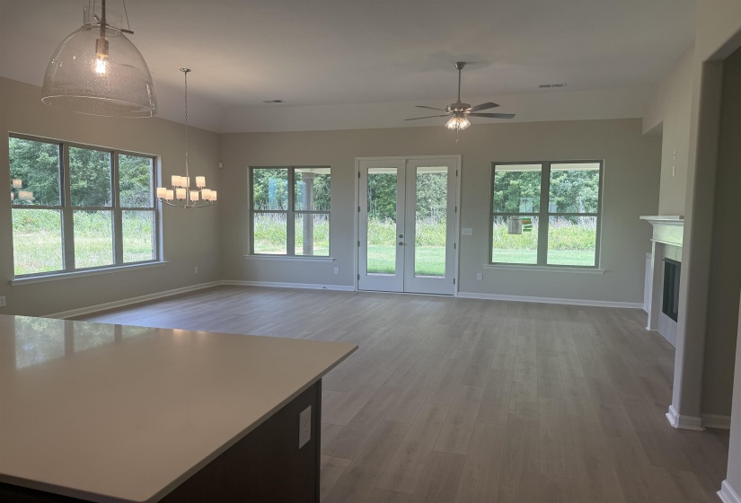 135 RIDGEFIELD DR, Oakland, Tennessee 38060, 4 Bedroom Bedrooms, 8 Room Rooms,3 BathroomBathrooms,Residential,For Sale,RIDGEFIELD,0,10221384