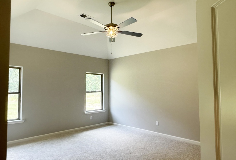 195 RIDGEFIELD DR, Oakland, Tennessee 38060, 4 Bedroom Bedrooms, 9 Room Rooms,3 BathroomBathrooms,Residential,For Sale,RIDGEFIELD,0,10221385