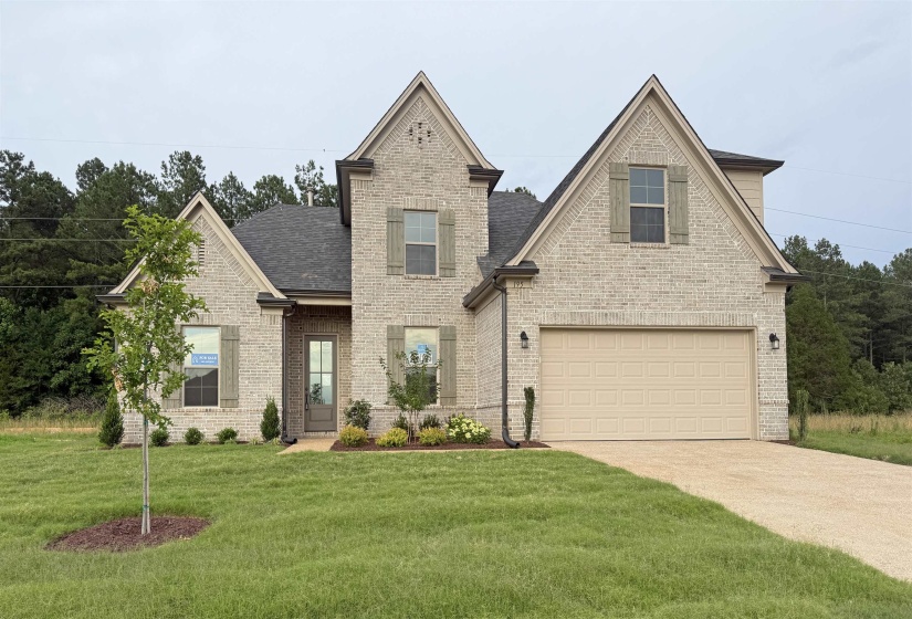 195 RIDGEFIELD DR, Oakland, Tennessee 38060, 4 Bedroom Bedrooms, 9 Room Rooms,3 BathroomBathrooms,Residential,For Sale,RIDGEFIELD,0,10221385