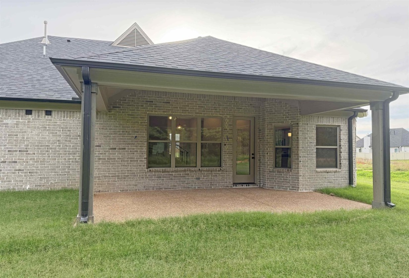 195 RIDGEFIELD DR, Oakland, Tennessee 38060, 4 Bedroom Bedrooms, 9 Room Rooms,3 BathroomBathrooms,Residential,For Sale,RIDGEFIELD,0,10221385