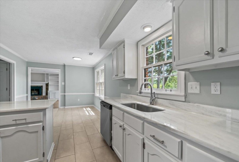 74 WALNUT BEND RD, Cordova, Tennessee 38018, 4 Bedroom Bedrooms, 7 Room Rooms,2.1 BathroomBathrooms,Residential,For Sale,WALNUT BEND,0,10221847