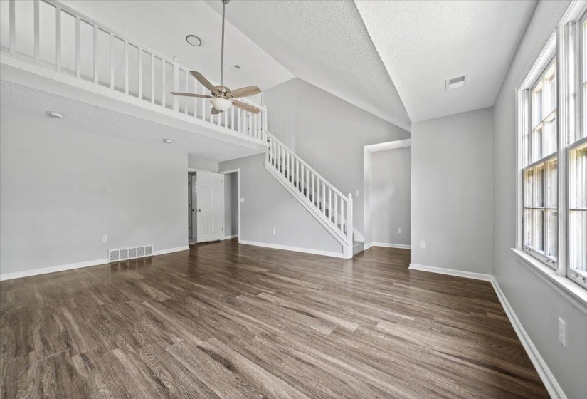 74 WALNUT BEND RD, Cordova, Tennessee 38018, 4 Bedroom Bedrooms, 7 Room Rooms,2.1 BathroomBathrooms,Residential,For Sale,WALNUT BEND,0,10221847