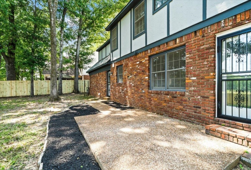 74 WALNUT BEND RD, Cordova, Tennessee 38018, 4 Bedroom Bedrooms, 7 Room Rooms,2.1 BathroomBathrooms,Residential,For Sale,WALNUT BEND,0,10221847