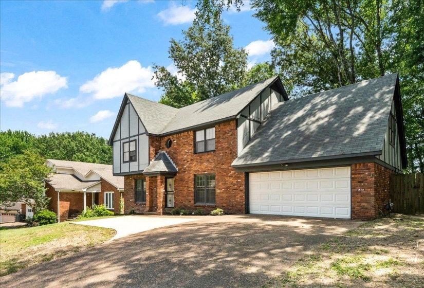 74 WALNUT BEND RD, Cordova, Tennessee 38018, 4 Bedroom Bedrooms, 7 Room Rooms,2.1 BathroomBathrooms,Residential,For Sale,WALNUT BEND,0,10221847