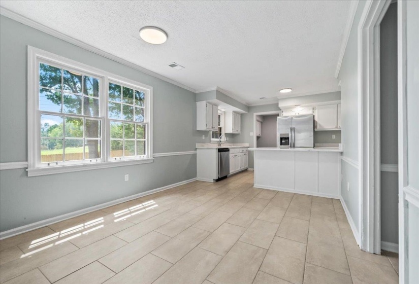74 WALNUT BEND RD, Cordova, Tennessee 38018, 4 Bedroom Bedrooms, 7 Room Rooms,2.1 BathroomBathrooms,Residential,For Sale,WALNUT BEND,0,10221847