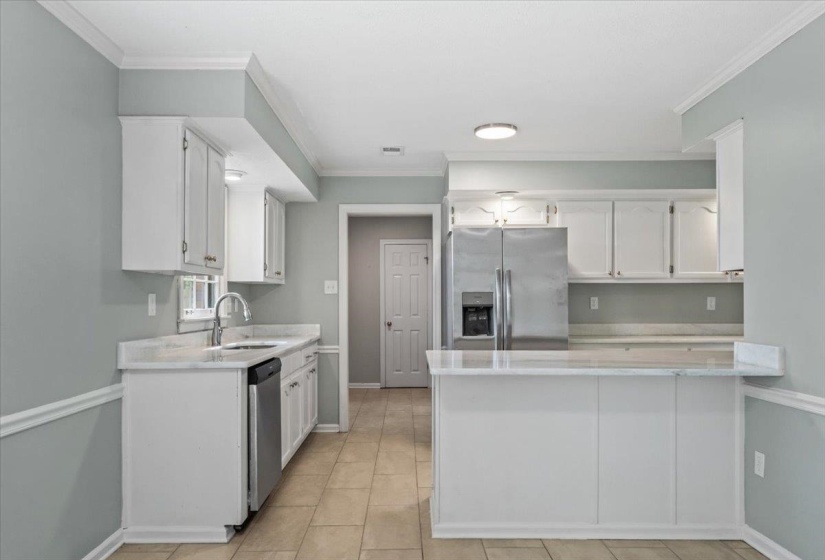 74 WALNUT BEND RD, Cordova, Tennessee 38018, 4 Bedroom Bedrooms, 7 Room Rooms,2.1 BathroomBathrooms,Residential,For Sale,WALNUT BEND,0,10221847