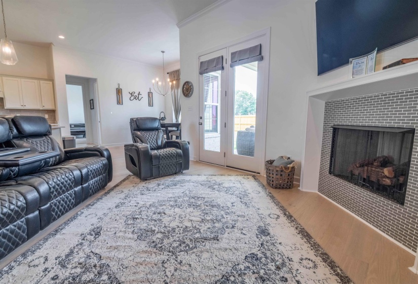 9606 GRAYS HOLLOW DR, Cordova, Tennessee 38018, 5 Bedrooms Bedrooms, 11 Rooms Rooms,3 BathroomsBathrooms,Residential,For Sale,GRAYS HOLLOW,10221858