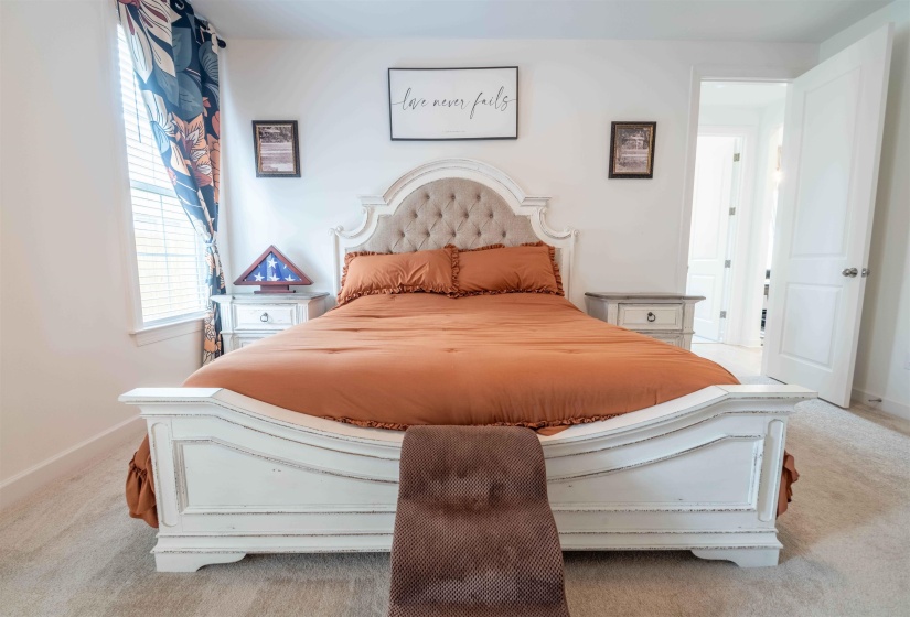 9606 GRAYS HOLLOW DR, Cordova, Tennessee 38018, 5 Bedrooms Bedrooms, 11 Rooms Rooms,3 BathroomsBathrooms,Residential,For Sale,GRAYS HOLLOW,10221858