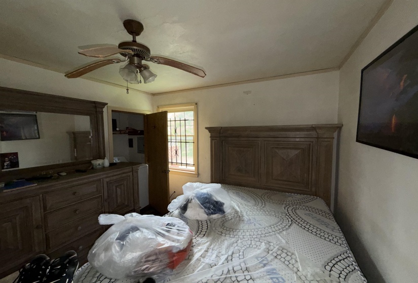 3101 ST CHARLES DR, Memphis, Tennessee 38127, 2 Bedrooms Bedrooms, 5 Rooms Rooms,1 BathroomBathrooms,Residential,For Sale,ST CHARLES,10221860