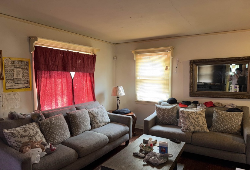 3101 ST CHARLES DR, Memphis, Tennessee 38127, 2 Bedrooms Bedrooms, 5 Rooms Rooms,1 BathroomBathrooms,Residential,For Sale,ST CHARLES,10221860