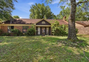 7269 HOLLORN LN, Memphis, Tennessee 38125, 3 Bedrooms Bedrooms, 6 Rooms Rooms,2 BathroomsBathrooms,Residential,For Sale,HOLLORN,10221863