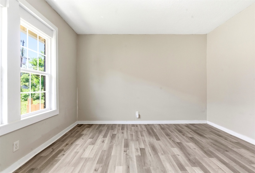 1427 WILLETT ST, Memphis, Tennessee 38106, 2 Bedroom Bedrooms, 6 Room Rooms,2 BathroomBathrooms,Residential,For Sale,WILLETT,0,10221875