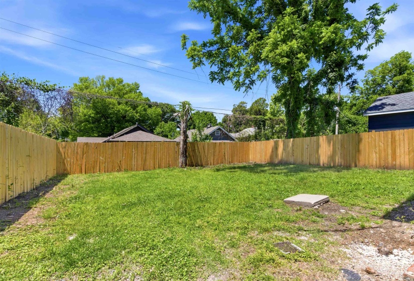 1427 WILLETT ST, Memphis, Tennessee 38106, 2 Bedroom Bedrooms, 6 Room Rooms,2 BathroomBathrooms,Residential,For Sale,WILLETT,0,10221875