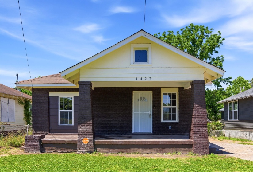 1427 WILLETT ST, Memphis, Tennessee 38106, 2 Bedroom Bedrooms, 6 Room Rooms,2 BathroomBathrooms,Residential,For Sale,WILLETT,0,10221875