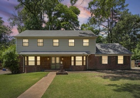 1595 POPLAR ESTATES PKY, Germantown, Tennessee 38138, 4 Bedrooms Bedrooms, 9 Rooms Rooms,3 BathroomsBathrooms,Residential,For Sale,POPLAR ESTATES,10221876