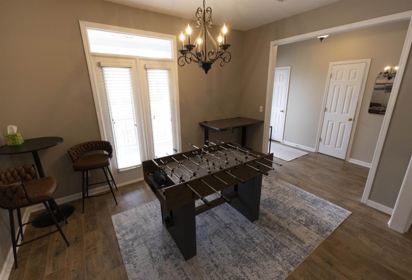 1226 ISLE BAY DR, Memphis, Tennessee 38103, 3 Bedrooms Bedrooms, 7 Rooms Rooms,2.1 BathroomsBathrooms,Rental Properties,For Sale,ISLE BAY,10221881