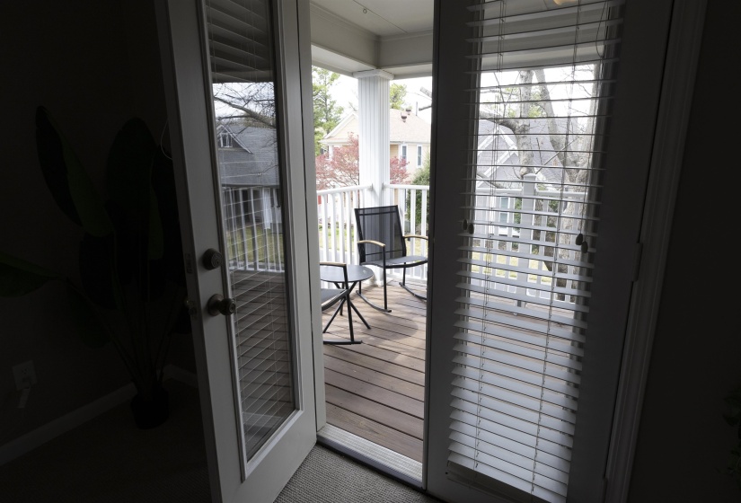 1226 ISLE BAY DR, Memphis, Tennessee 38103, 3 Bedrooms Bedrooms, 7 Rooms Rooms,2.1 BathroomsBathrooms,Rental Properties,For Sale,ISLE BAY,10221881