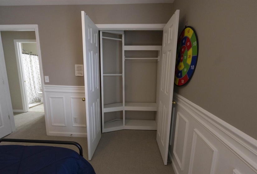 1226 ISLE BAY DR, Memphis, Tennessee 38103, 3 Bedrooms Bedrooms, 7 Rooms Rooms,2.1 BathroomsBathrooms,Rental Properties,For Sale,ISLE BAY,10221881