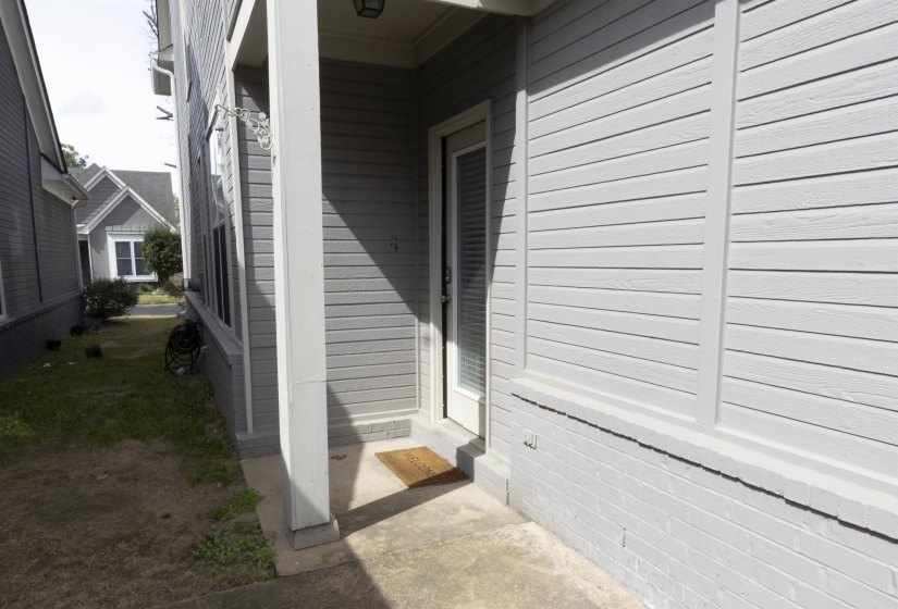 1226 ISLE BAY DR, Memphis, Tennessee 38103, 3 Bedrooms Bedrooms, 7 Rooms Rooms,2.1 BathroomsBathrooms,Rental Properties,For Sale,ISLE BAY,10221881