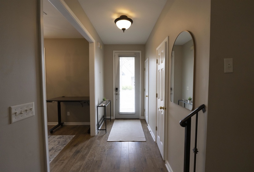 1226 ISLE BAY DR, Memphis, Tennessee 38103, 3 Bedrooms Bedrooms, 7 Rooms Rooms,2.1 BathroomsBathrooms,Rental Properties,For Sale,ISLE BAY,10221881