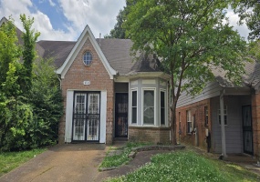 6761 WHITTEN PINE DR, Memphis, Tennessee 38134, 3 Bedrooms Bedrooms, 6 Rooms Rooms,2 BathroomsBathrooms,Rental Properties,For Sale,WHITTEN PINE,10221900 6761 WHITTEN PINE DR, Memphis, Tennessee 38134, 3 Bedrooms Bedrooms, 6 Rooms Rooms,2 BathroomsBathrooms,Rental Properties,For Sale,WHITTEN PINE,10221900