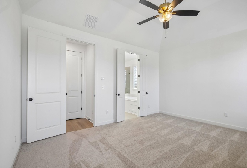 95 MISTY RIDGE LOOP, Oakland, Tennessee 38060, 5 Bedroom Bedrooms, 9 Room Rooms,3 BathroomBathrooms,Residential,For Sale,MISTY RIDGE,0,10191875