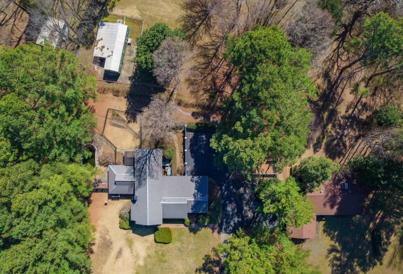 Birds eye view of property